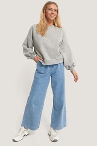 annais_oversized_sweater_1100-002968-0138_03c.jpg