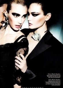 fashion_scans_remastered-mario_testino-allure-september_2012-scanned_by_vampirehorde-hq-2.jpg