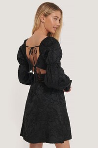 nakd_jaquard_open_back_dress_1014-000815-0002_01k.thumb.jpg.536adfb512e0da863bb1ad4ef2bfd16c.jpg