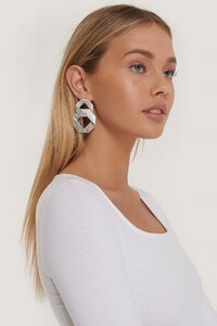 nakd_matte_rapped_circled_earrings_1015-002849-0014_01l.thumb.jpg.fc2b50d820949c08433f5fd754e4257f.jpg