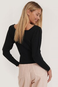 nakd_puff_sleeve_knitted_top_1312-100026-0002_02b_r.thumb.jpg.4c874a785c5acb499719d48d7ef81a45.jpg