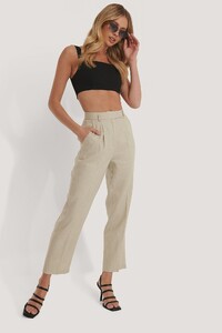 nakd_tailored_cropped_top_1594-000426-0002_03c.thumb.jpg.bd86a8b4d12d380ebe6709037dd2c5df.jpg