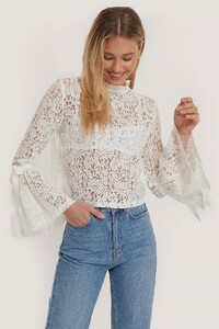 nakd_wide_sleeve_lace_top_1014-000263-0001_01a_r.thumb.jpg.bfdf9b10f4a0d3c7f09fd3562a097333.jpg