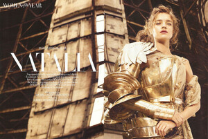 1287465596_di_Battista_UK_Harpers_Bazaar_December_2010_01.thumb.jpg.4fdeb162e451cb9f555f39d0d978a3e8.jpg