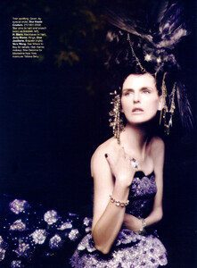 Harper's Bazaar US (October 2008) - Divine Duchess - 011.jpg