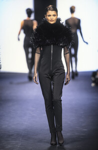 187137088_Lanvin1993WomenRTW21.thumb.jpg.c4402d3cbafe69e38020ca3742f9907e.jpg