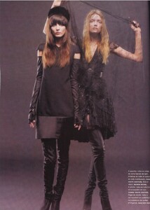 Numéro #76 (September 2006) - Veuves Couture - 001.jpg