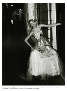 Numéro #61 (March 2005) - Couture by Night - 005.jpg