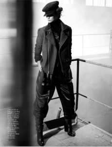 Bailey_Vogue_Spain_October_2012_08.thumb.png.92d07a5de505cb363d1597eb3765eec1.png