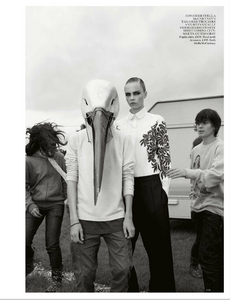 Luchford_UK_Vogue_November_2012_06.thumb.png.c809cbf593081dc4cae8231fbf5d0a36.png