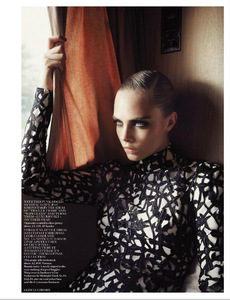 Luchford_UK_Vogue_November_2012_12.thumb.png.21bf5bffd26166d7ad96fd411686c706.png