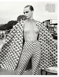 Luchford_UK_Vogue_November_2012_14.thumb.png.a02d04f8cc14c937742bd73db7e37132.png