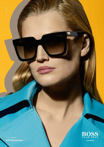 Toni-Garrn-Boss-SS20-Eyewear-05.jpg