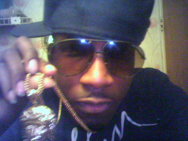 ThUg LiFe -AkA- GaNgStA oF lOvE ;-)'s avatar