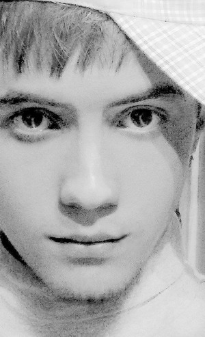 Daniiiiiiiiiiii's avatar