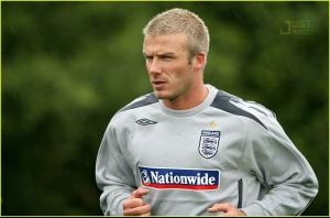 53843_david_beckham_soccer_training_18_122_438lo.jpg