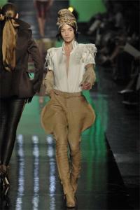 maria_Jean_Paul_Gaultier_FW07_Haute_Couture.jpg