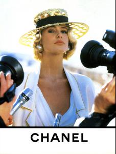 01509_chanelss1990claudiaschidz2_122_554lo.jpg