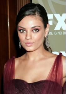 Mila_Kunis_009.jpg