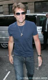 jon_bon_jovi_2576480.jpg