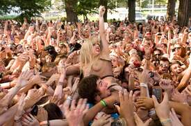 Lollapalooza - Crowd112.jpg
