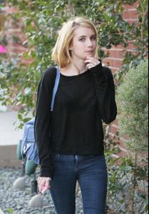 Emma Roberts in Beverly Hills 1005.jpg