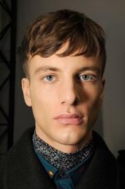 kenzo-mens-backstage-autumn-fall-wter-2012-pfw10.jpg
