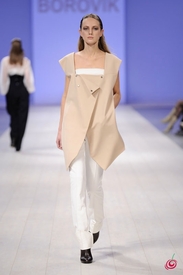 Zhanna Zhuravskaya_UFW_Victoria and Olga Borovik_01.jpg