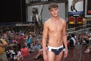 post-20251-0-09169700-1358502317_thumb.j