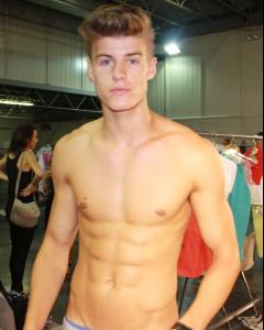 post-20251-0-10203600-1357580087_thumb.j