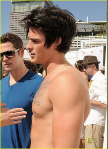 post-20251-0-28796600-1359484187_thumb.j