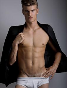 post-20251-0-43348400-1357580085_thumb.j