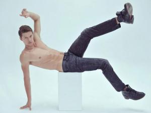 post-20251-0-80021100-1358888898_thumb.j