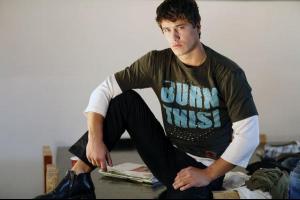 post-20251-0-80650700-1358992689_thumb.j