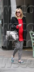 fearne nov 9 ,(7).jpg