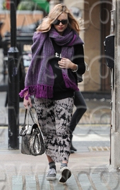 fearne nov20 (5).jpg