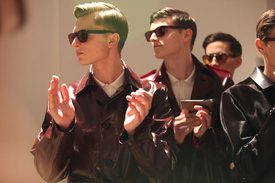 003_backstage_du_d_fil_homme_burberry_prorsum_aut.jpg