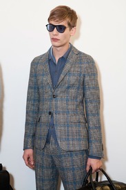 th_003_gucci_mens_backstage_autumn_fall_winter_2013_mfw.jpg