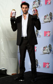 Sacha_Baron_Cohen_Press_Room_2007_MTV_Movie_ug46.jpg