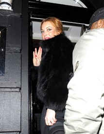 LindsayLohanJan22013_10.jpg