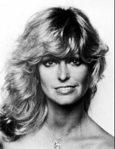 Farrah-Fawcett-371x480-30kb-media-388-media-168782-1312425902.jpg