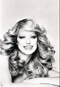 Farrah-Fawcett-486x700-75kb-media-388-media-204838-1357903501.jpg