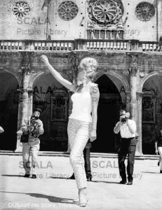 post-61825-0-29124900-1390006054_thumb.j