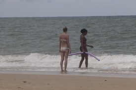 Naomi Campbell at the beach of Trancoso Porto Seguro Bahia in Brazil 28.12.2014_07.jpg