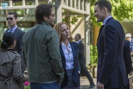 X-Files_1001_060815_sc7_0716DJ1_hires1_595_Mini Logo TV white - Gallery.jpg