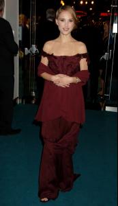 Natalie_Portman___Cinema___TV_Benevolent_Fund_Royal_Film_Premiere__2008_02_19__13_.jpg