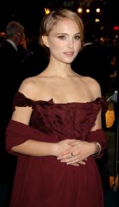 Natalie_Portman___Cinema___TV_Benevolent_Fund_Royal_Film_Premiere__2008_02_19__18_.jpg