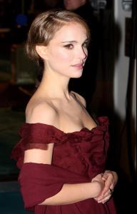 Natalie_Portman___Cinema___TV_Benevolent_Fund_Royal_Film_Premiere__2008_02_19__22_.jpg