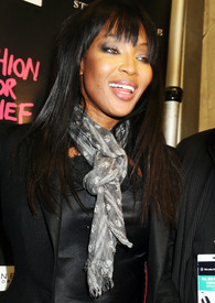 celebrity-paradise.com-The_Elder-Naomi_Campbell_2010-02-12_-_Relief_Haiti_in_New_York_2110.jpg