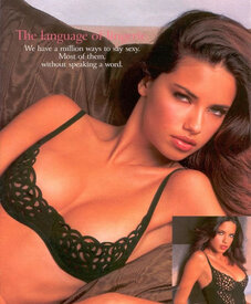 AdrianaLima-Lingerie168.jpg